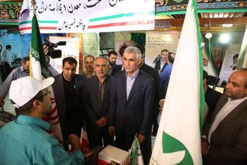 پنجمین نمایشگاه پدافند غیر عامل به مناسبت شروع هفته پدافند غیرعامل همزمان با سراسر کشور در شیراز برگزار شد