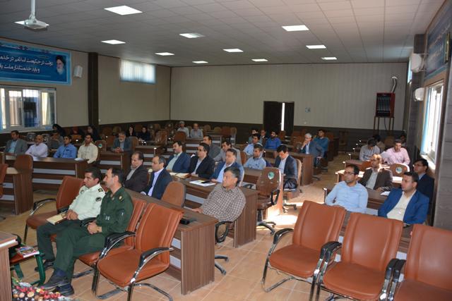 جلسه آموزشی پدافند غیر عامل با حضور فرماندار و مدیر کل پدافند غیر عامل در شهربابک برگزار شد.