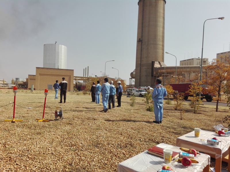 مانور مقابله با شرایط اضطرار ناشی از بروز حریق در مخازن مازوت در نیروگاه شهید مفتح
