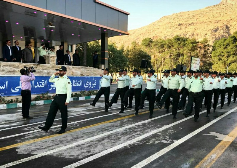 برگزاری مراسم صبحگاه مشترک در نیروی انتظامی به مناسبت هفته پدافند غیرعامل