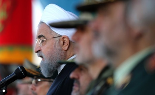 ما از این پیچ تاریخی با عزت و سربلندی عبور خواهیم کرد