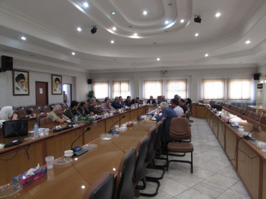 برگزاری جلسه قرارگاه زیستی مازندران در راستای مقابله با گیاه سنبل آبی