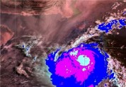 سرعت طوفان حاره‌ای در شمال اقیانوس هند افزایش یافت+ تصاویر