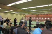 برگزاری مسابقات تیراندازی در سالن هفت تیر زاهدان به مناسبت هفته پدافند غیر عامل