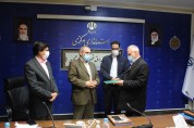 اعطای حکم ریاست شورای پدافند غیرعامل استان مرکزی با امضای سرلشکر باقری