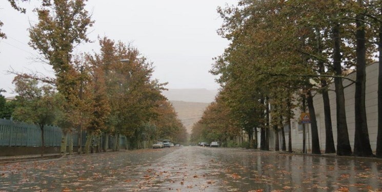 هسته بارندگی روی استان تهران قرار می‌گیرد