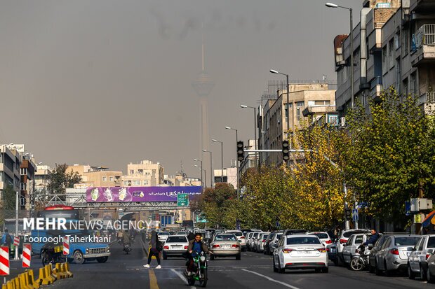 هوای تهران همچنان آلوده است