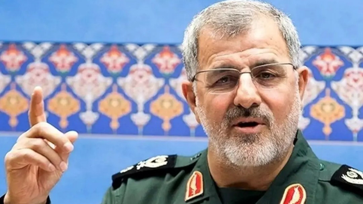 سردار پاکپور: هر خطای دشمن در تنگه هرمز را پاسخ قاطع می‌دهیم