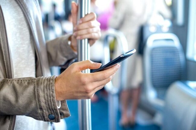 حضور نوجوانان مالزی در شبکه‌های اجتماعی ممنوع می‌شود